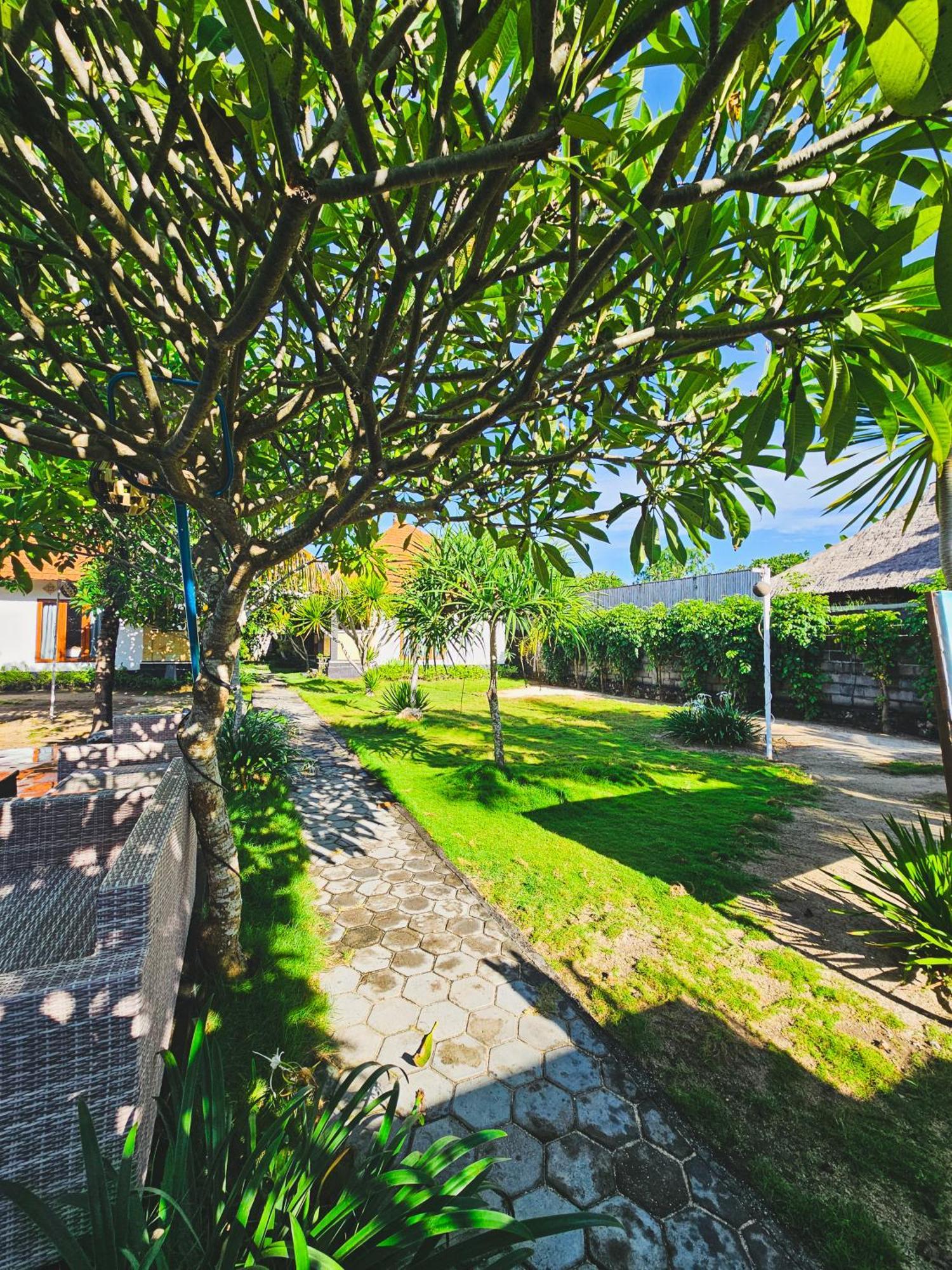 Hokita Home Stay Lembongan Buitenkant foto